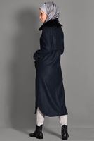 Tesettür giyim LACİVERT KÜRK DETAYLI FERMUARLI KABAN 9735 