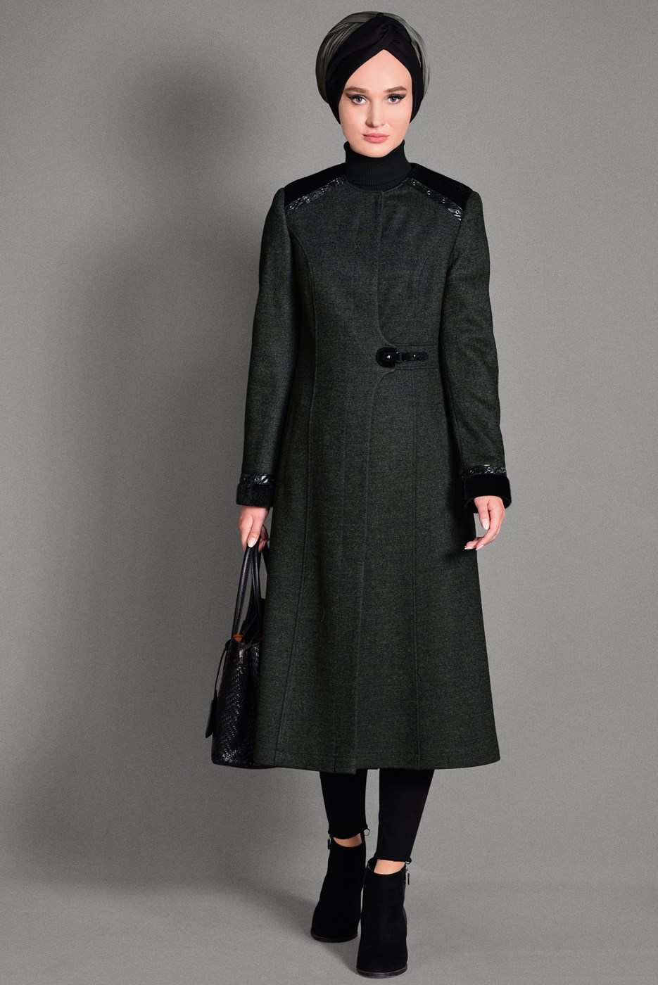 Tesettür giyim YEŞİL KUŞGÖZÜ DETAYLI KABAN 9736 