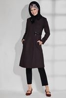 Tesettür giyim BORDO YAKASI BROŞLU KEÇE KABAN 9741