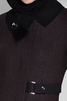 Tesettür giyim BORDO YAKASI BROŞLU KEÇE KABAN 9741