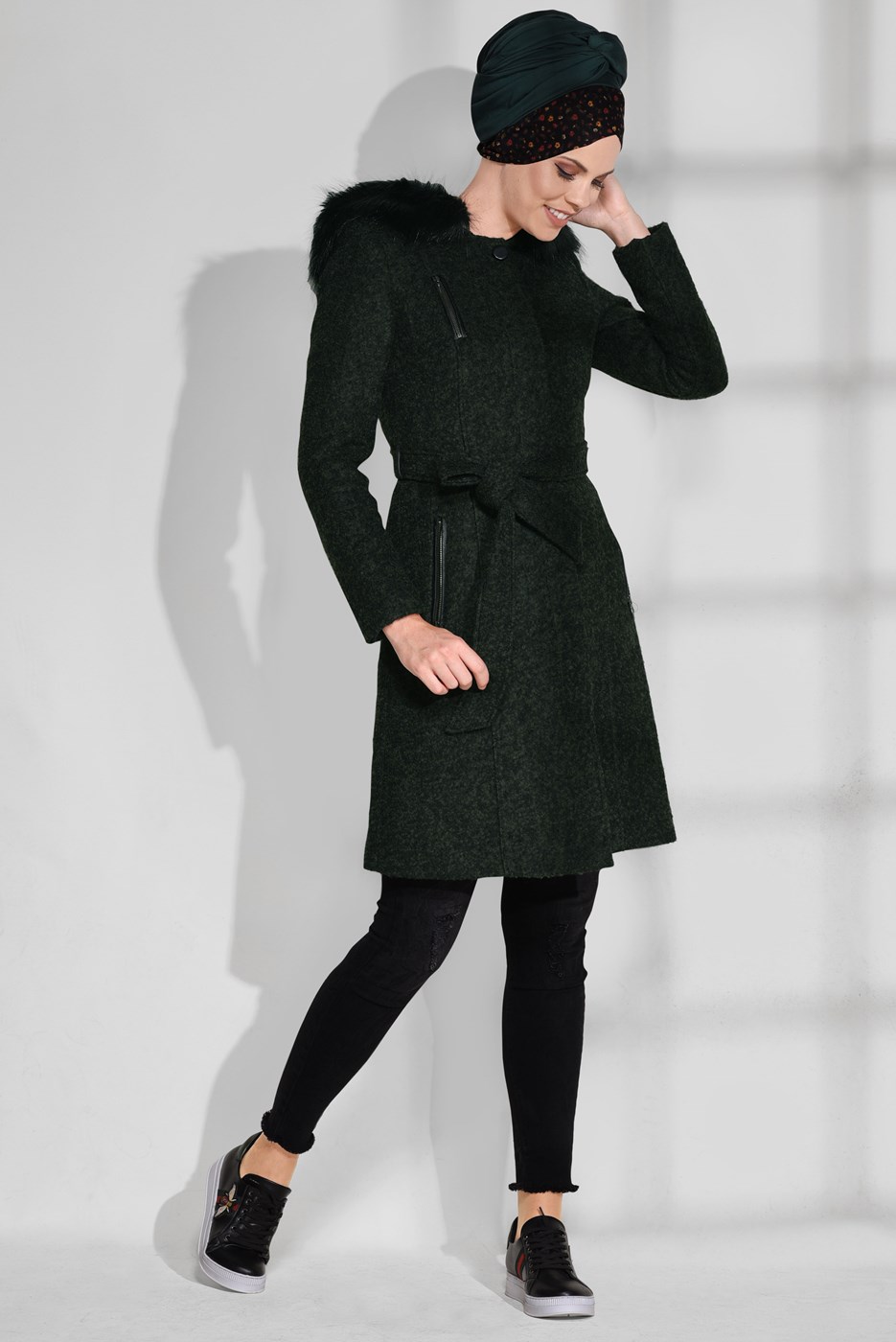 Tesettür giyim HAKİ FERMUAR DETAYLI KEÇE KABAN 9751