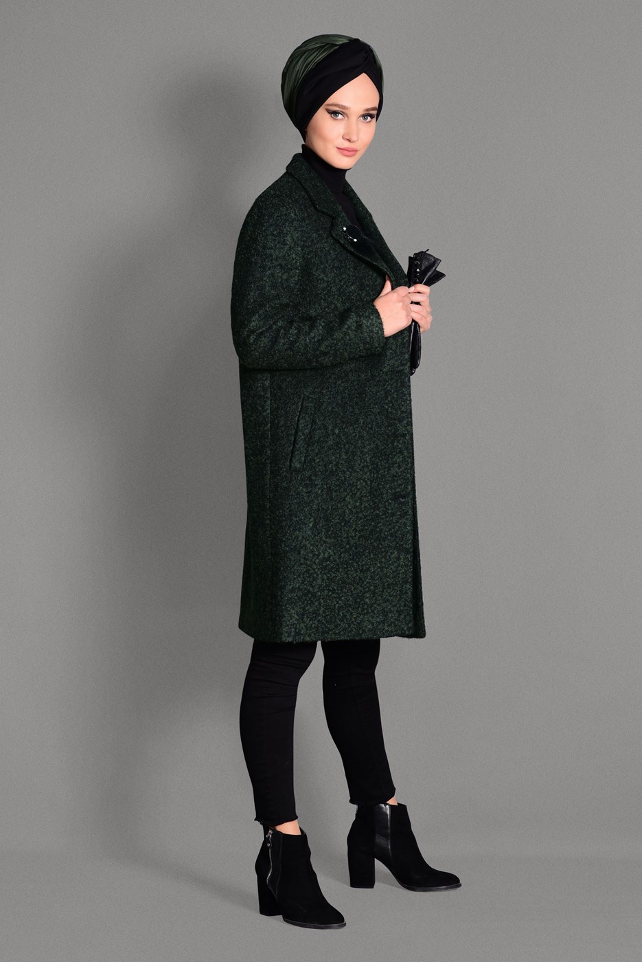 Tesettür giyim HAKİ DÜĞMELİ KEÇE KABAN 9757 