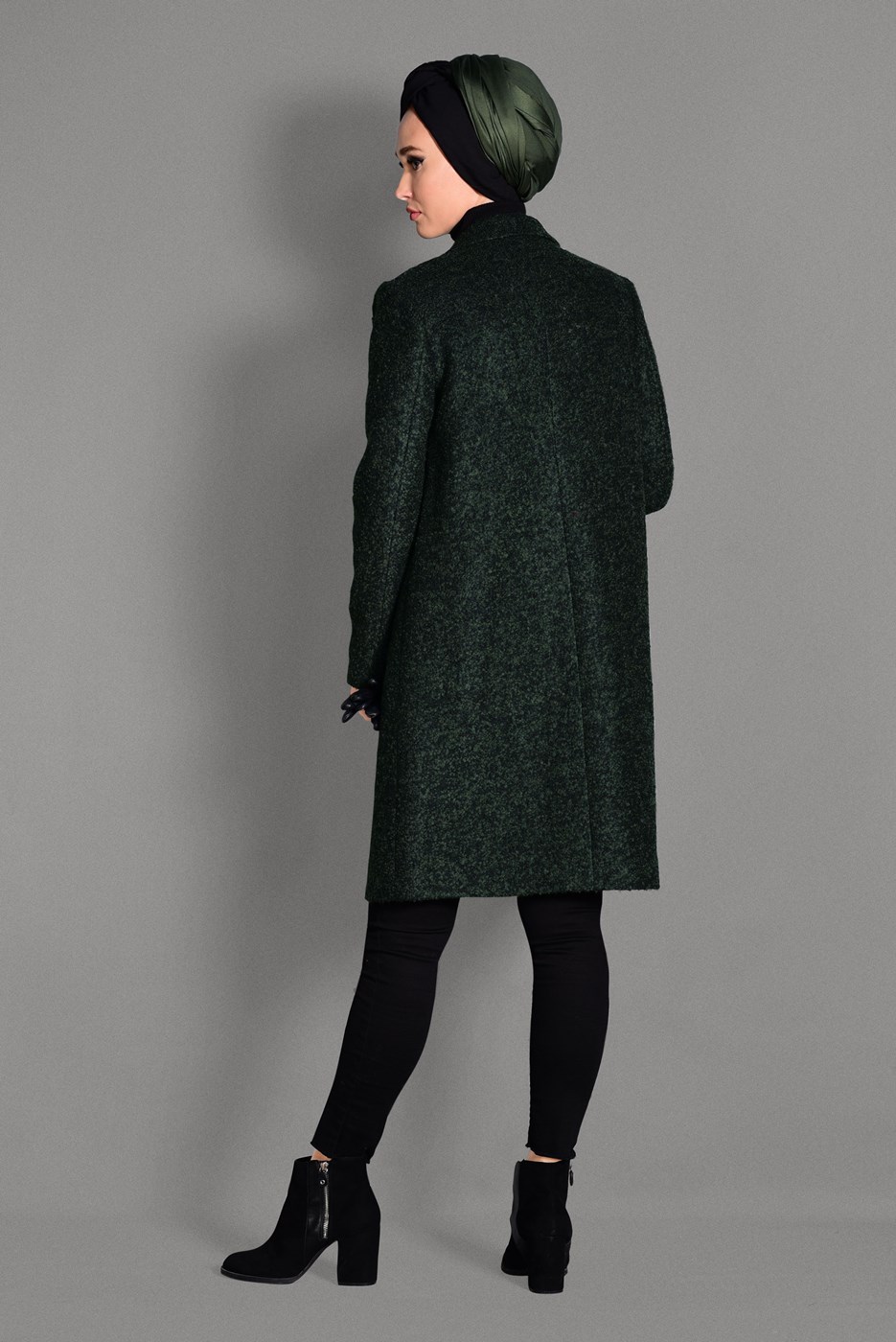 Tesettür giyim HAKİ DÜĞMELİ KEÇE KABAN 9757 