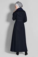 Tesettür giyim LACİVERT KAPÜŞONLU KEMERLİ MANTO 9634