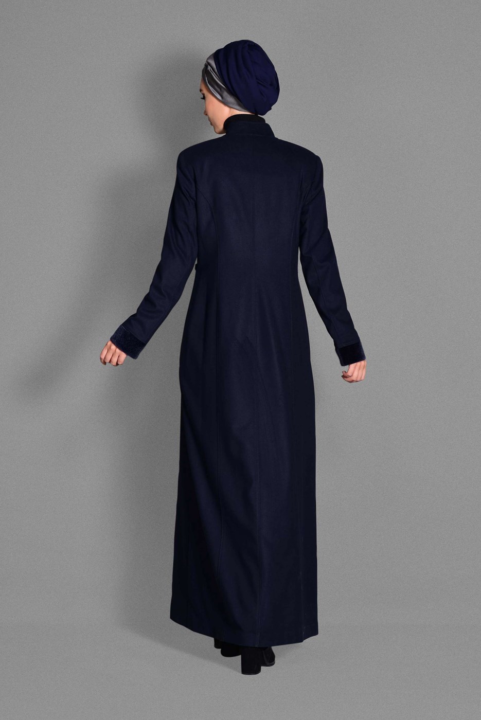 Tesettür giyim LACİVERT BELİ BONCUK İŞLEMELİ HAKİM YAKA MANTO 9680 