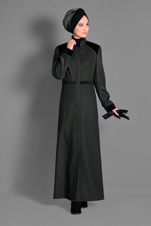 Tesettür giyim HAKİ BELİ BONCUK İŞLEMELİ HAKİM YAKA MANTO 9680  - TRENDTESETTÜR