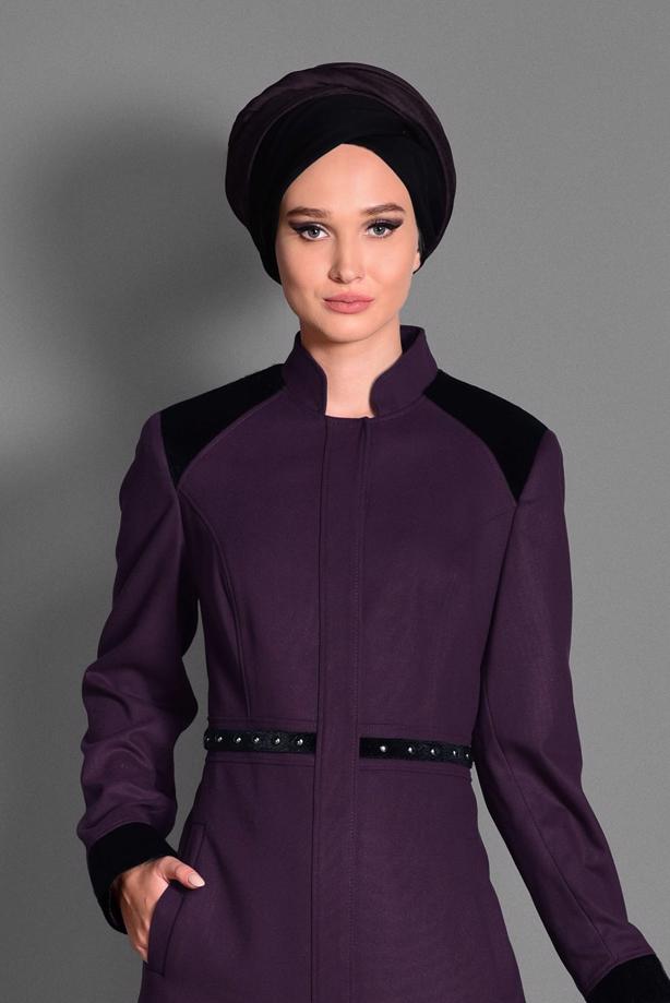 Tesettür giyim MÜRDÜM BELİ BONCUK İŞLEMELİ HAKİM YAKA MANTO 9680  - TRENDTESETTÜR