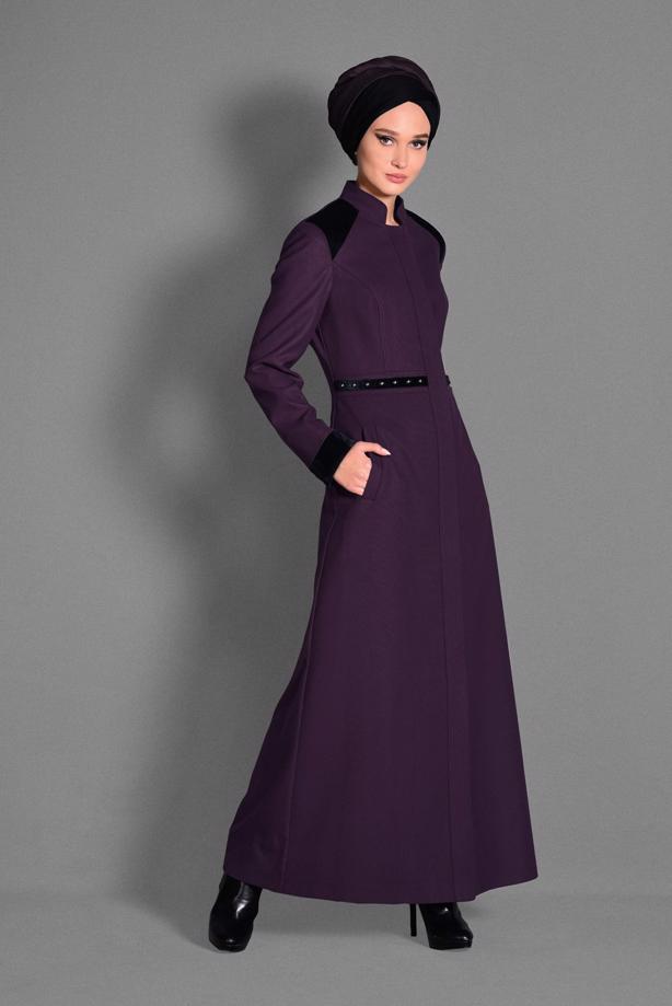 Tesettür giyim MÜRDÜM BELİ BONCUK İŞLEMELİ HAKİM YAKA MANTO 9680  - TRENDTESETTÜR