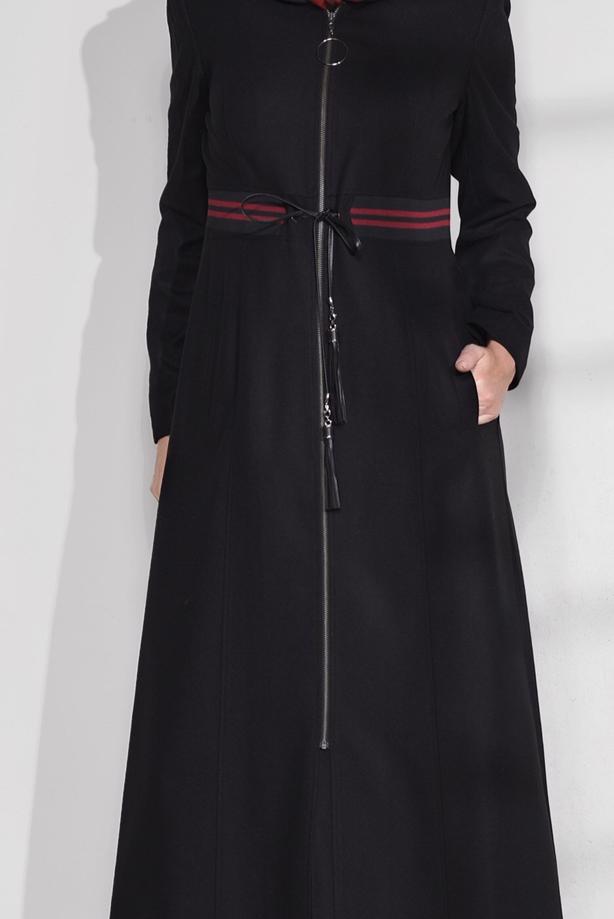 Vêtements hijab NOIR MANTEAU À LIGNÉ AVEC CAPUCHE 9681  - TRENDTESETTÜR