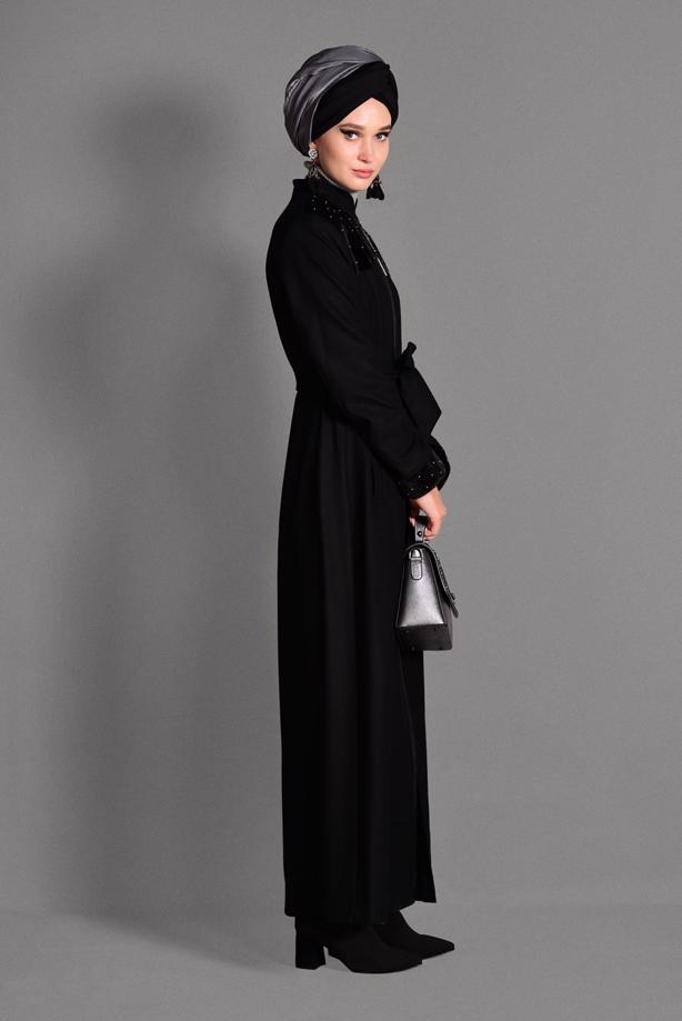 Tesettür giyim SİYAH BONCUK DETAYLI HAKİM YAKA MANTO 9715  - TRENDTESETTÜR