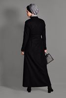 Tesettür giyim SİYAH BONCUK DETAYLI HAKİM YAKA MANTO 9715 