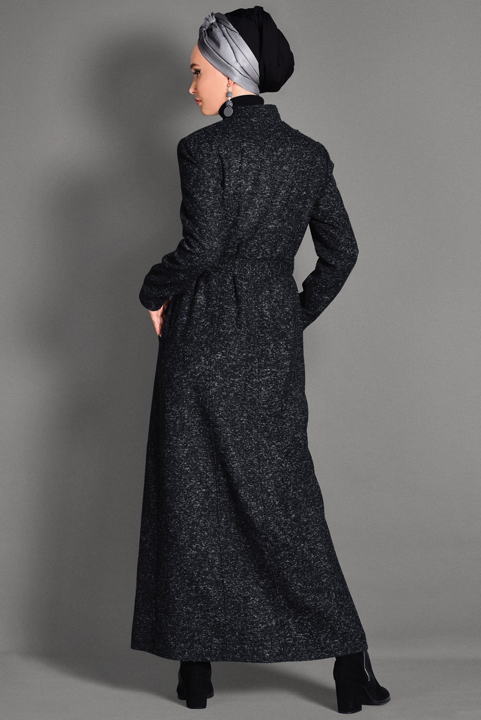 Tesettür giyim SİYAH HAKİM YAKA KUŞAKLI MANTO 9717