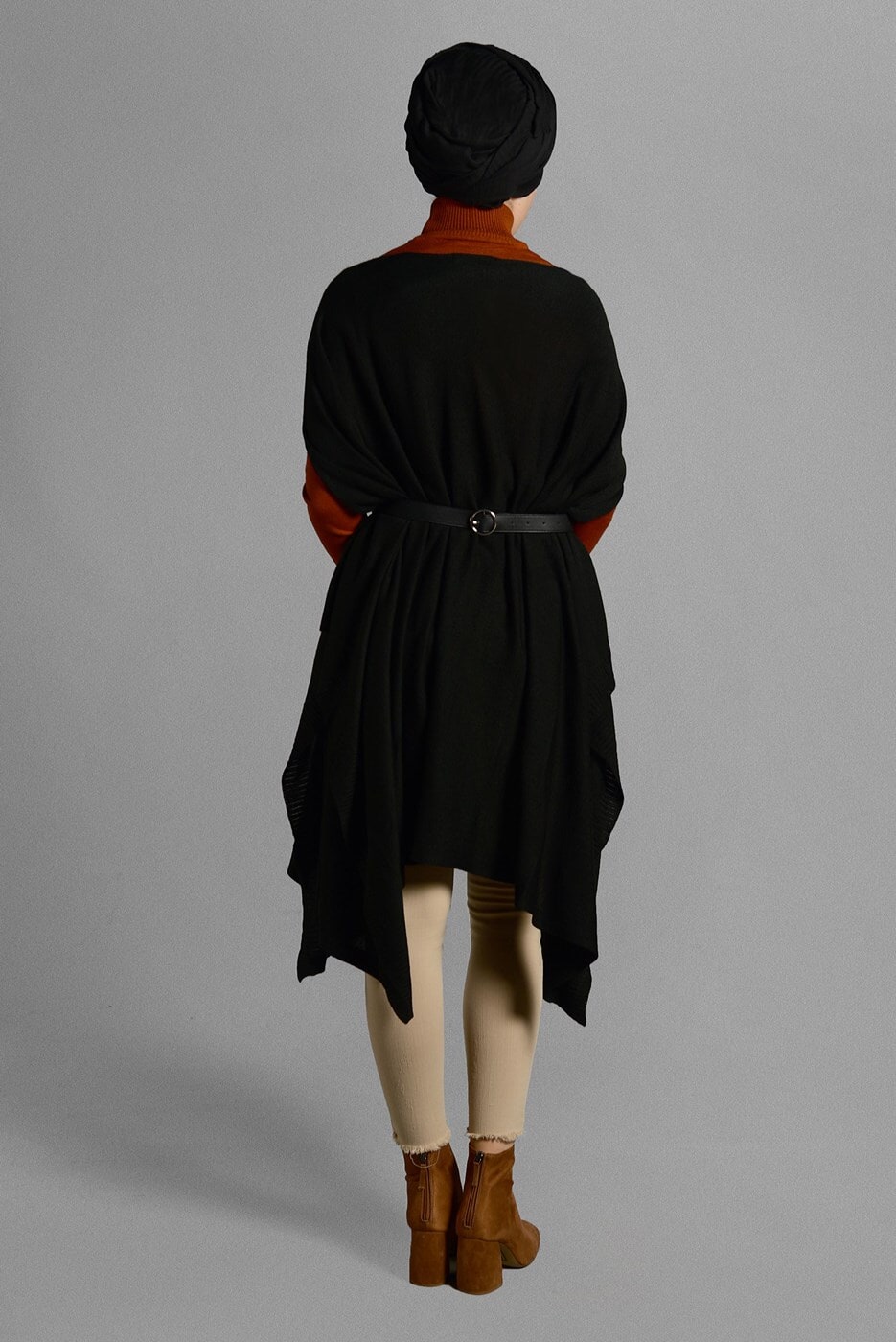 Tesettür giyim SİYAH ASİMETRİK TRİKO  PANÇO T 99101