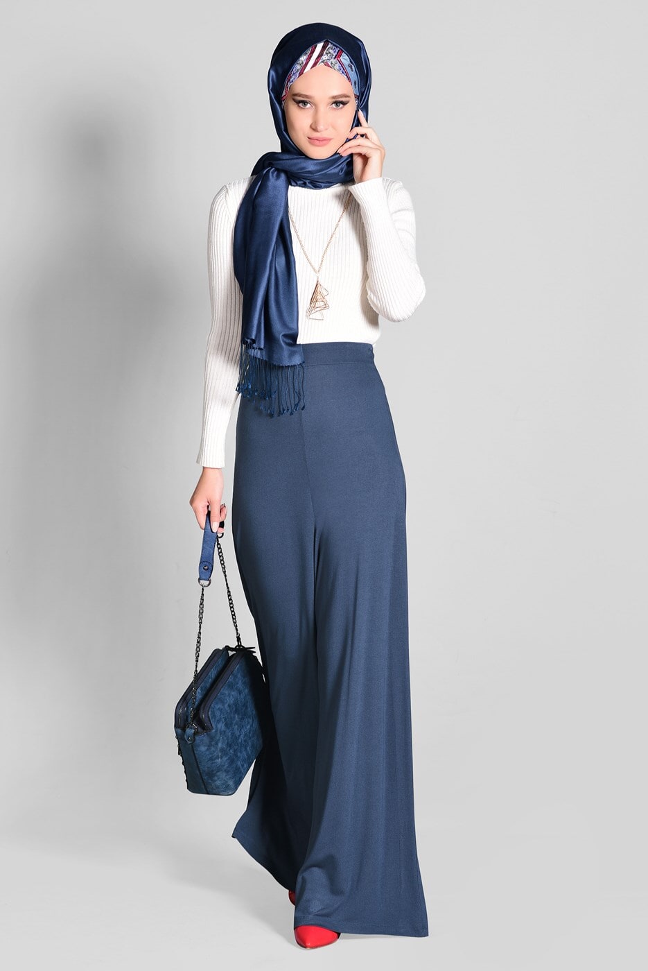 Tesettür giyim LACİVERT BELİ LASTİKLİ SALAŞ PANTOLON 7217