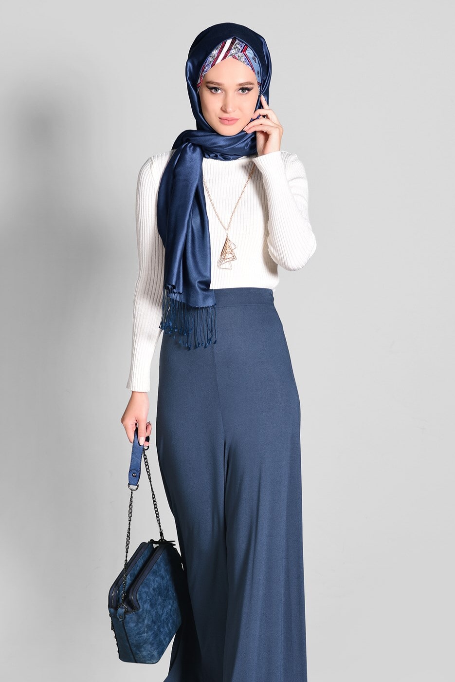 Tesettür giyim LACİVERT BELİ LASTİKLİ SALAŞ PANTOLON 7217