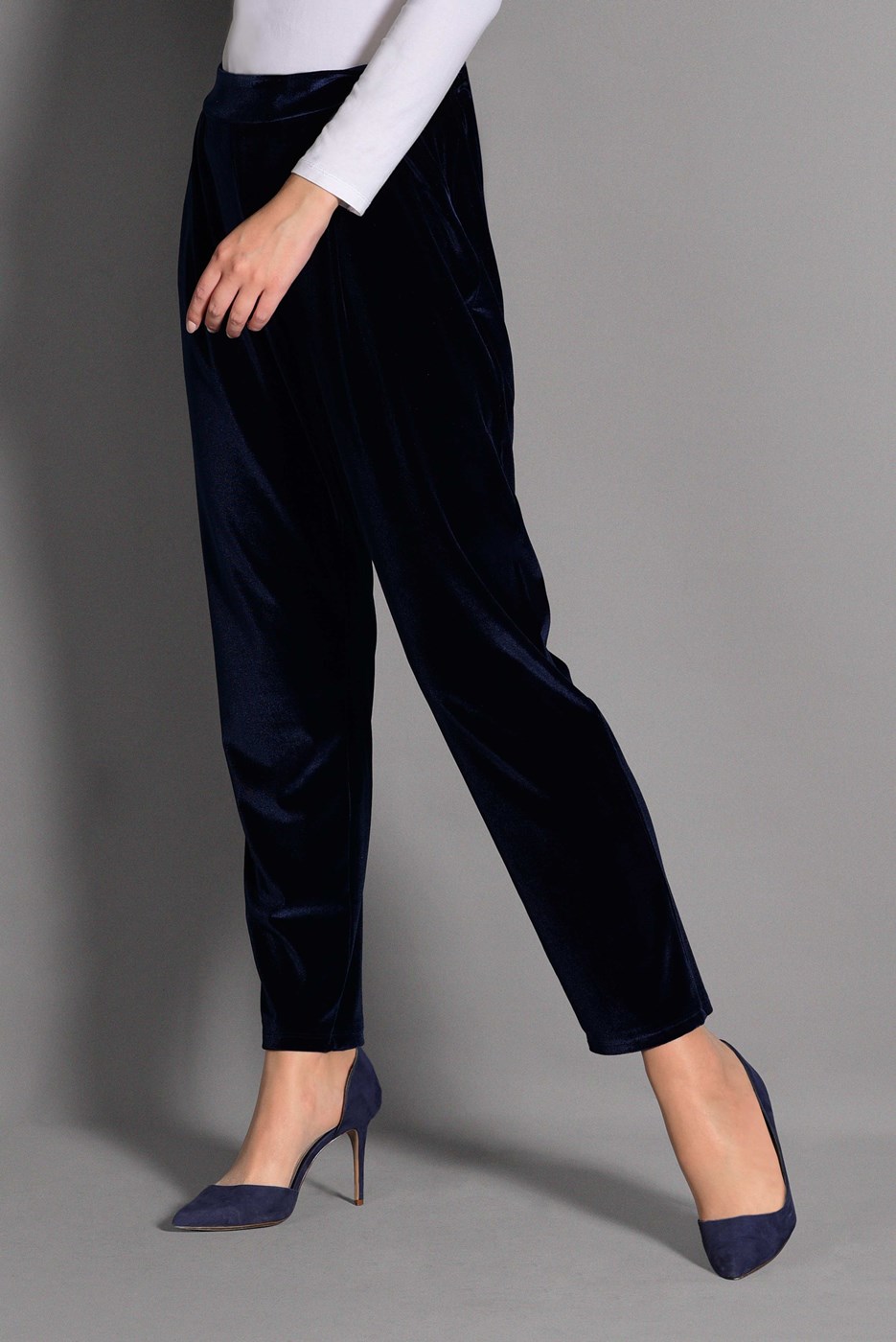 Tesettür giyim LACİVERT KADİFE HAVUÇ PANTOLON 7236 