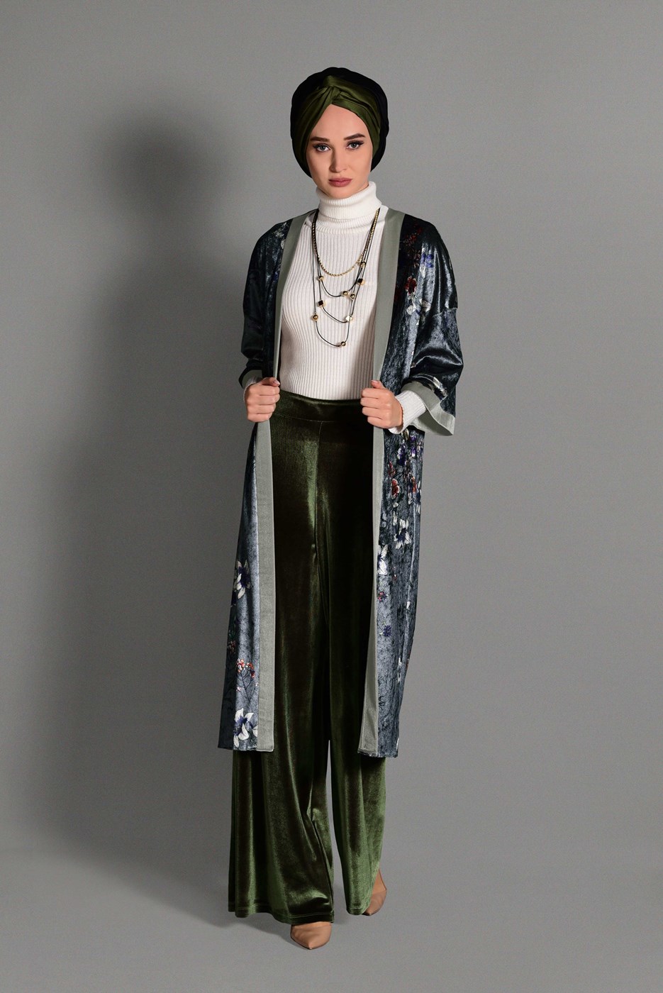 Vêtements hijab KAKI PANTALON LARGE EN VELOURS 7401 