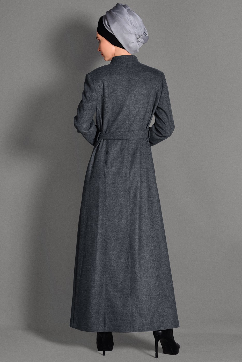 Tesettür giyim GRİ HAKİM YAKA NAKIŞ DETAYLI PARDESÜ 1134