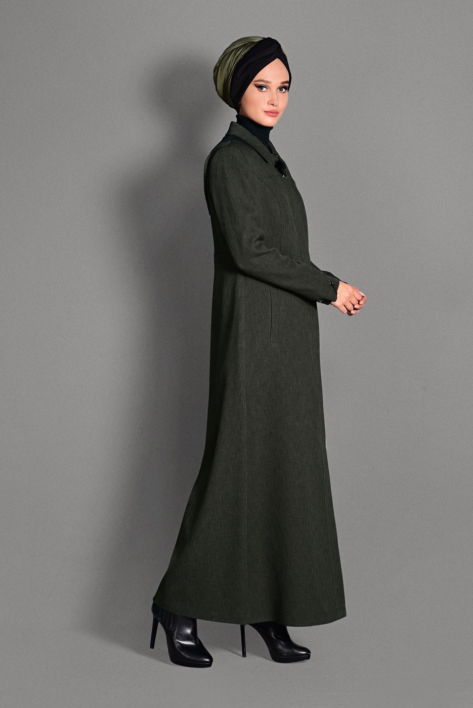 Tesettür giyim HAKİ GİZLİ DÜĞMELİ CEP DETAYLI PARDESÜ 1154 