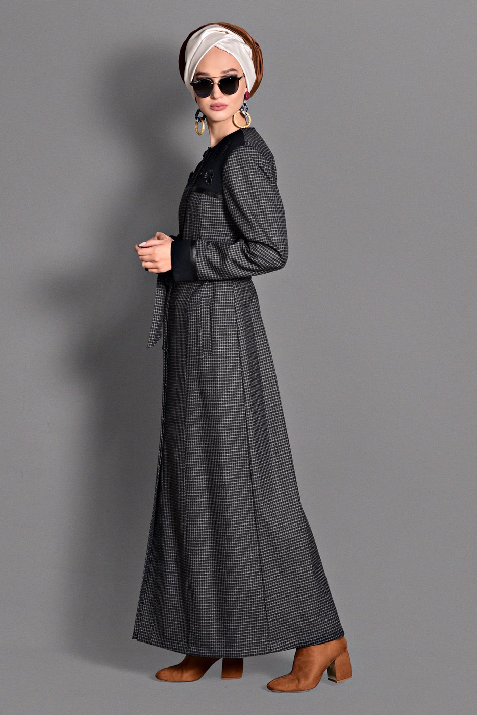 Hijab clothing BLACK PLAID OVERCOAT 1165 