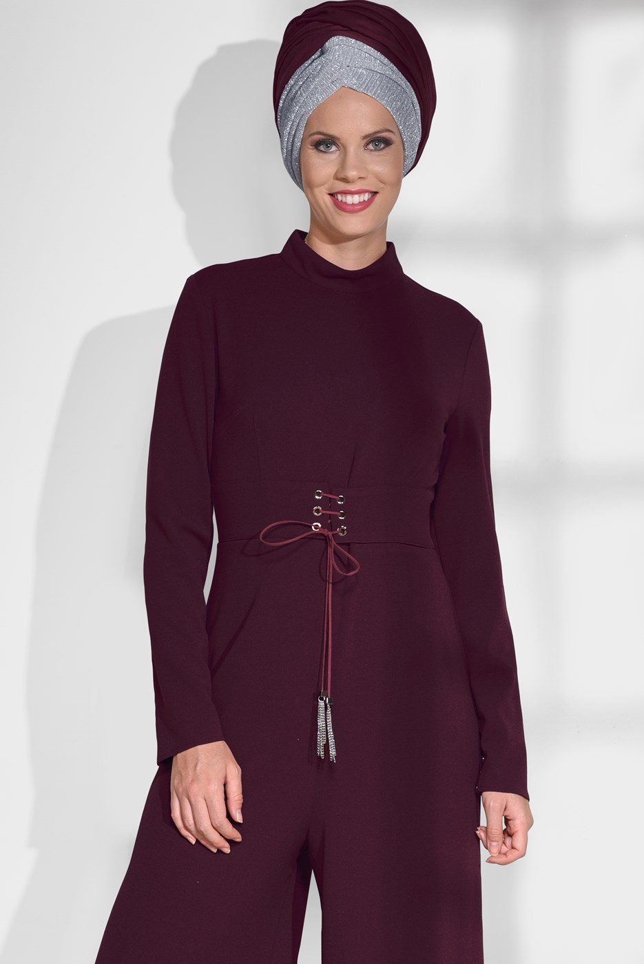 Vêtements hijab ROUGE BORDEAUX COMBINAISON À ŒILLETS 4774