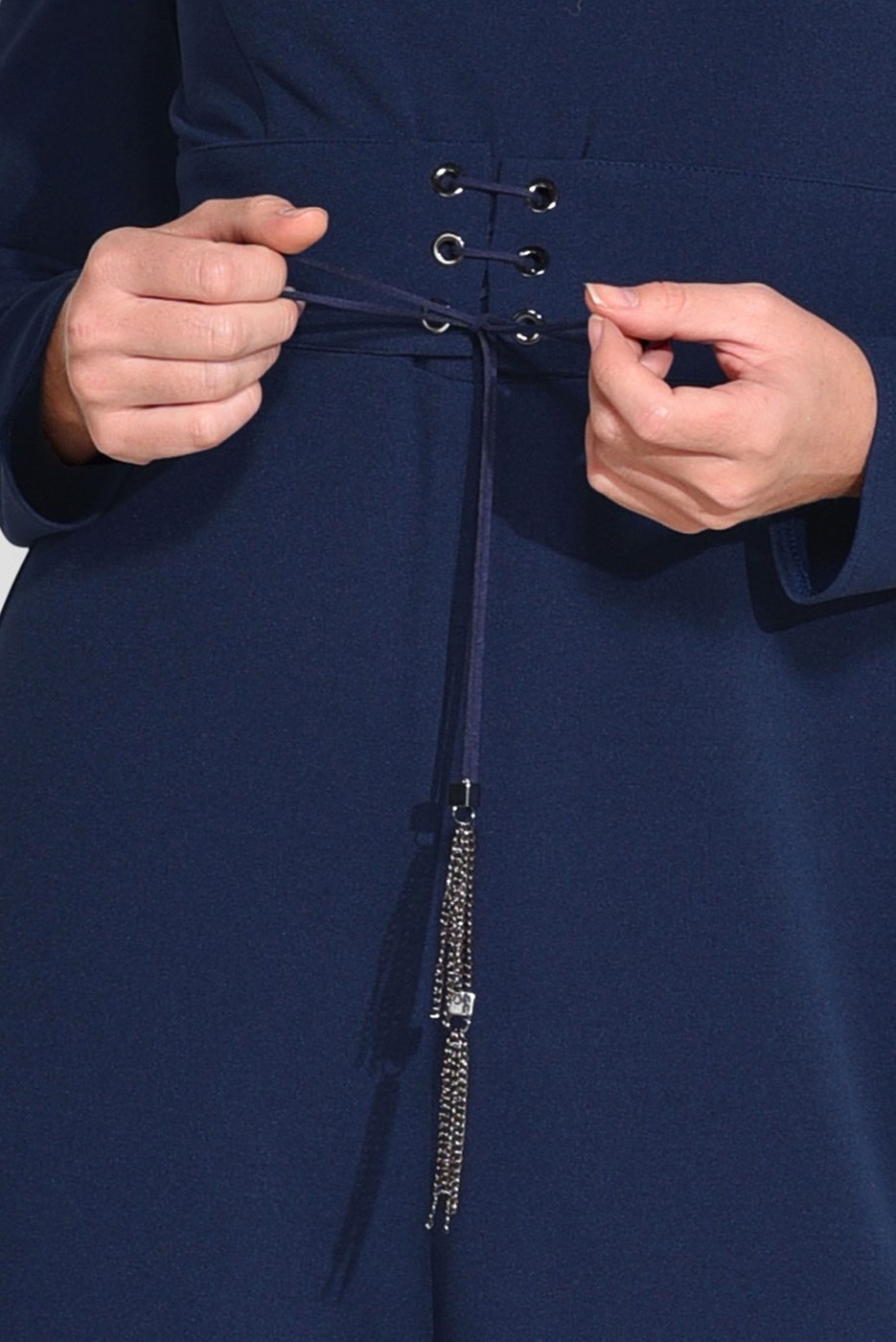 Vêtements hijab BLEU MARINE COMBINAISON À ŒILLETS 4774