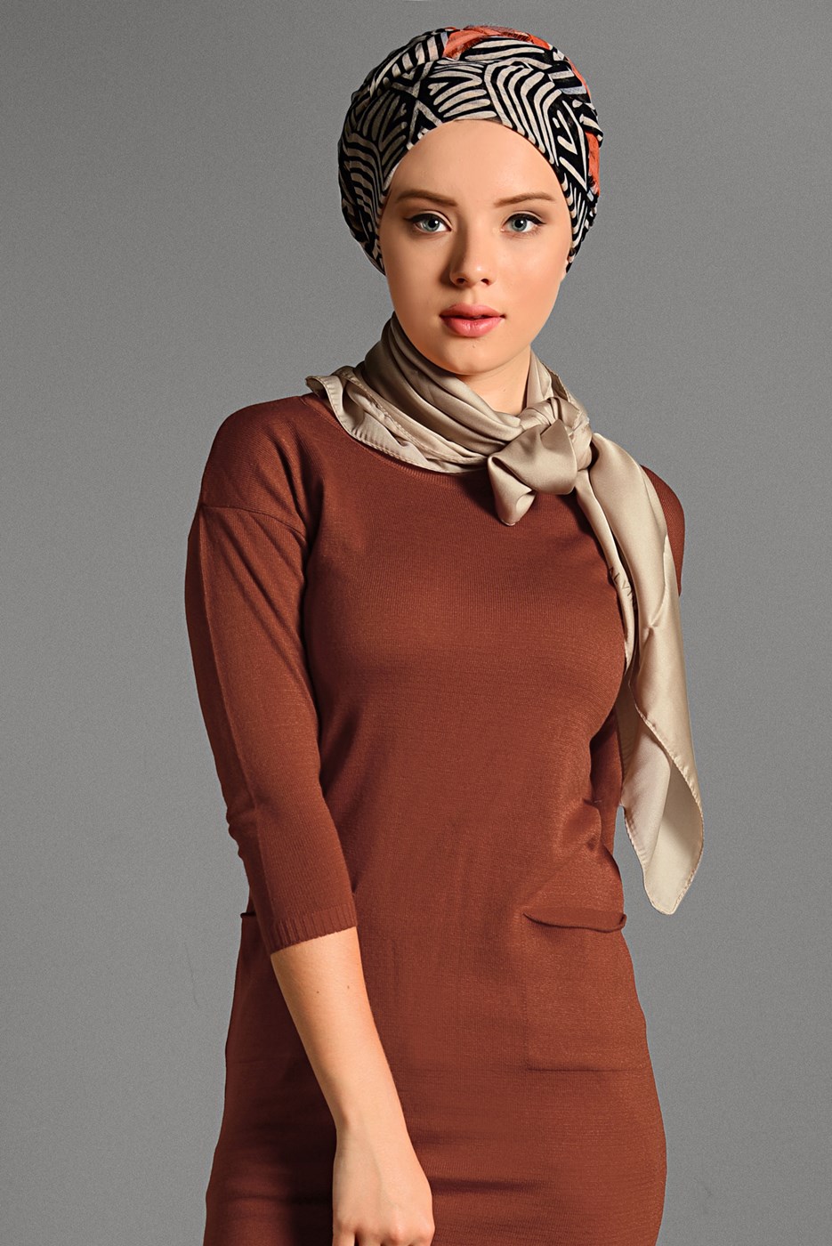 Hijab clothing BROWN CREW-NECK KNIT TUNIC 42815 