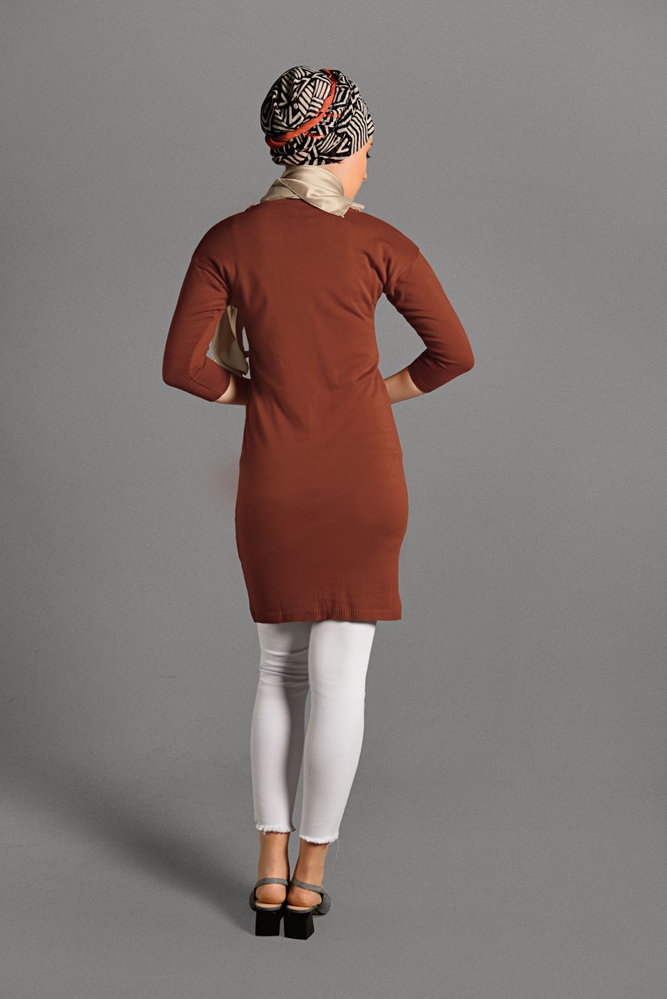 Hijab clothing BROWN CREW-NECK KNIT TUNIC 42815 