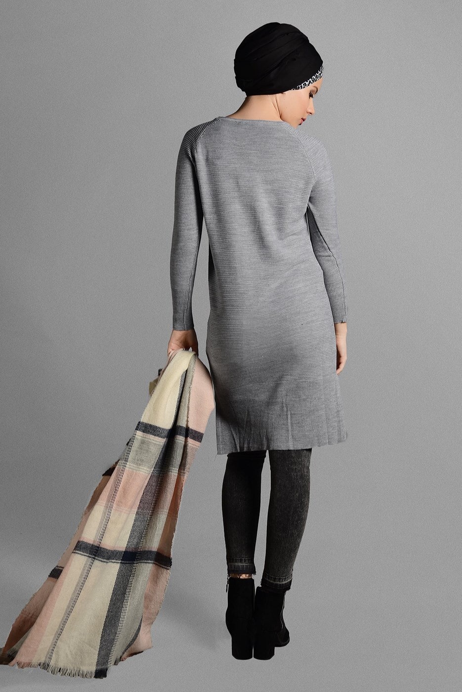 Vêtements hijab GRIS TUNIQUE EN TRICOT AVEC FENTES 60815 