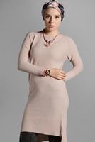 Vêtements hijab POUDRE TUNIQUE EN TRICOT AVEC FENTES 60815 