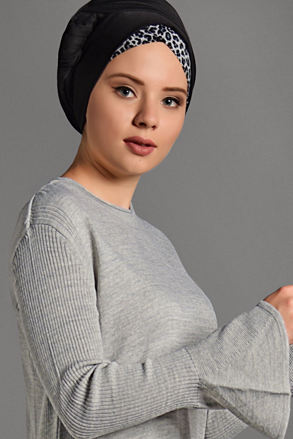 Vêtements hijab GRIS TUNIQUE EN TRICOT À VOLANTS 96715 