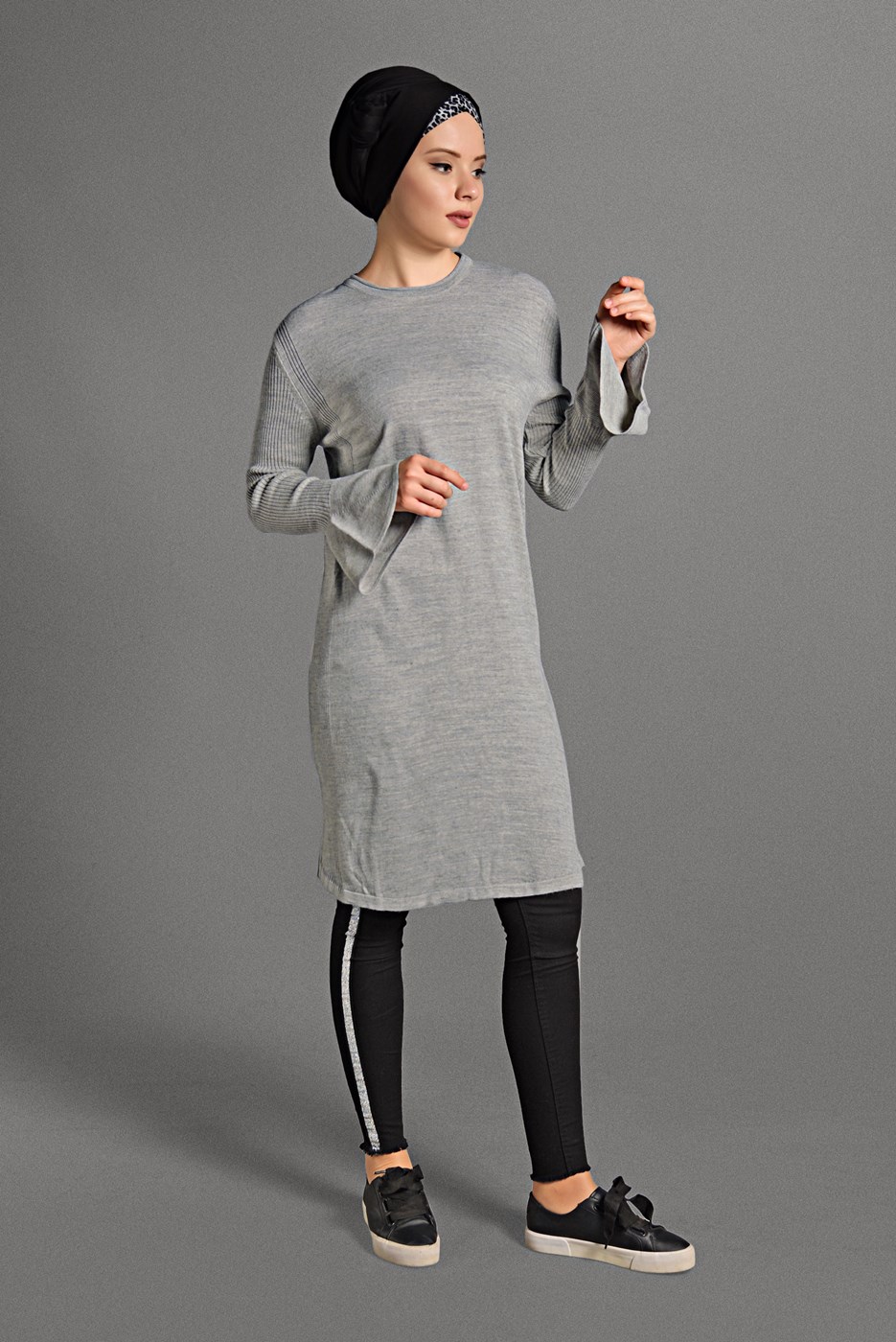 Vêtements hijab GRIS TUNIQUE EN TRICOT À VOLANTS 96715 