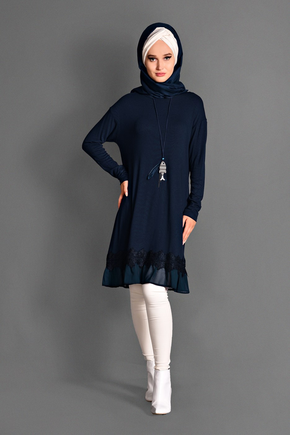Tesettür giyim LACİVERT ETEK UCU DETAYLI PENYE TUNİK 4594 