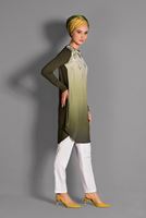 Tesettür giyim HAKİ BASKI DETAYLI BİSİKLET YAKA TUNİK 4623