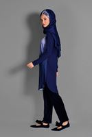 Tesettür giyim LACİVERT BASKI DETAYLI BİSİKLET YAKA TUNİK 4623