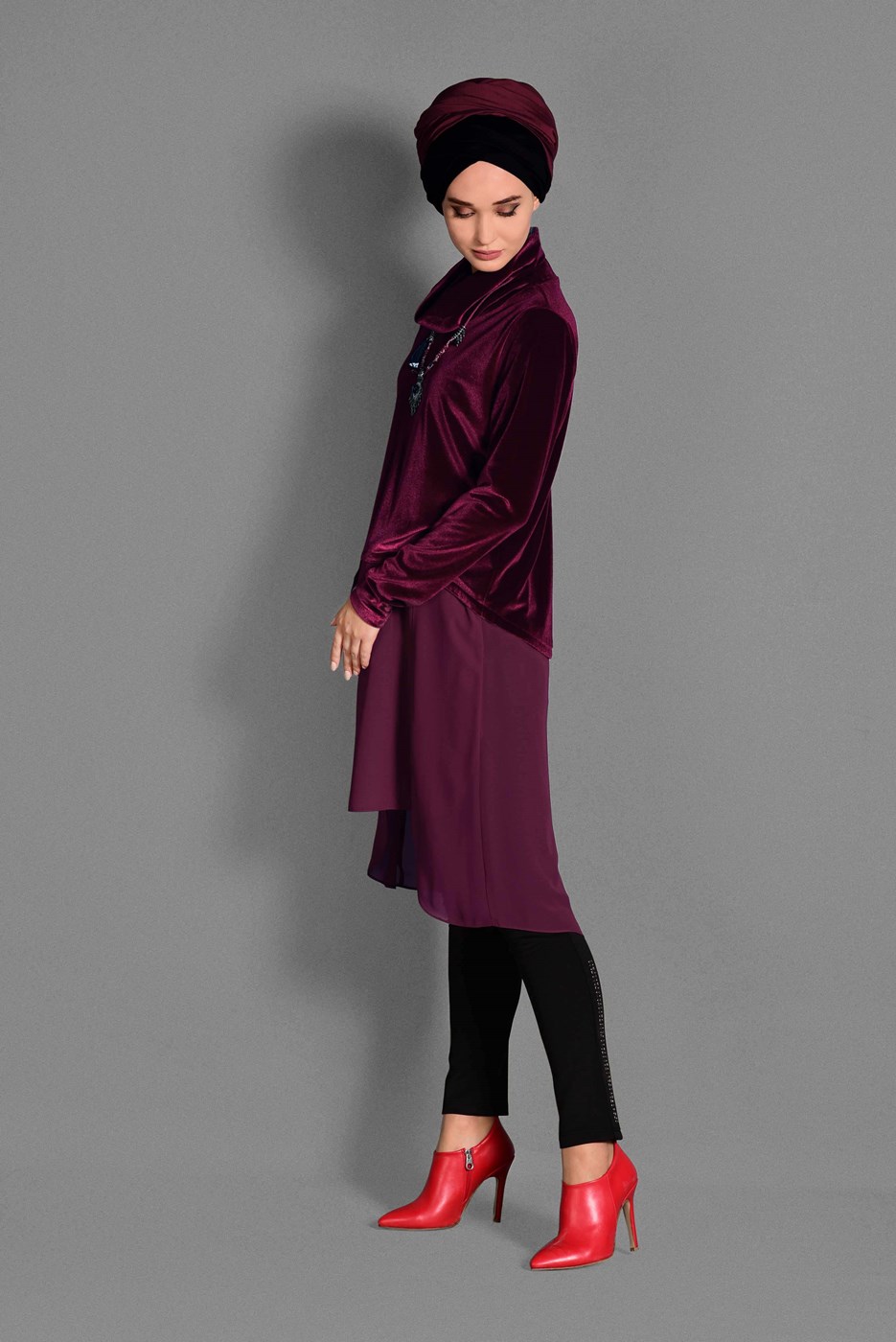 Tesettür giyim BORDO HAKİM YAKA ETEK UCU TÜL KADİFE TUNİK 4678 