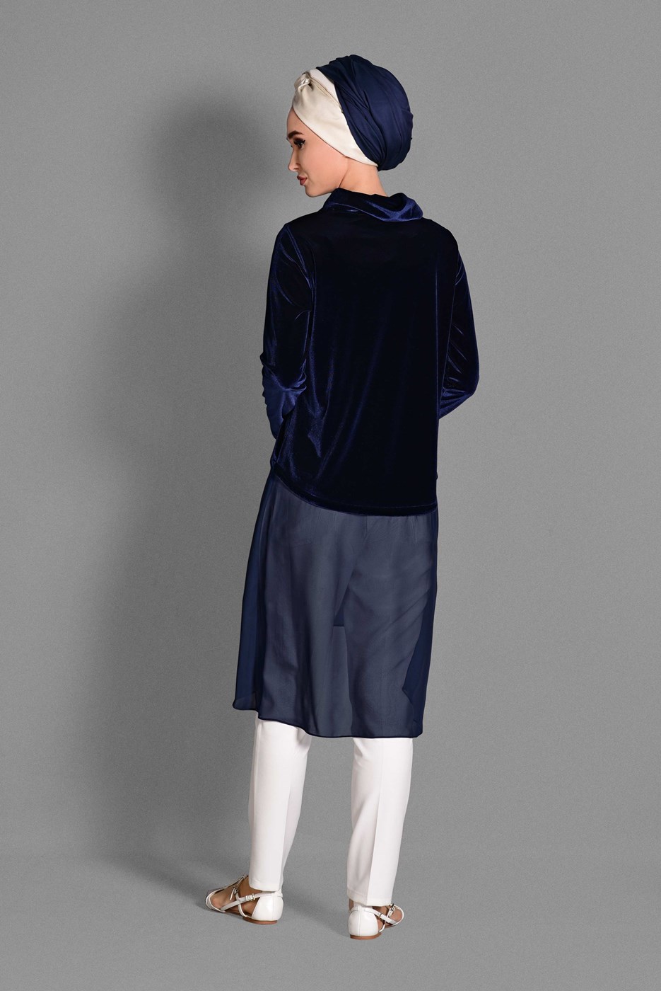 Tesettür giyim LACİVERT HAKİM YAKA ETEK UCU TÜL KADİFE TUNİK 4678 