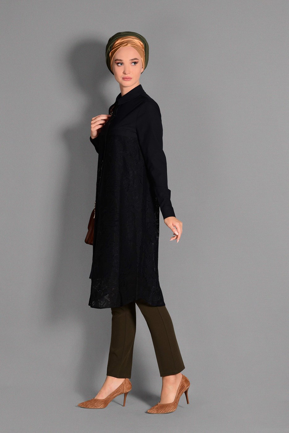 Tesettür giyim SİYAH GÖMLEK YAKA TUNİK T 4685
