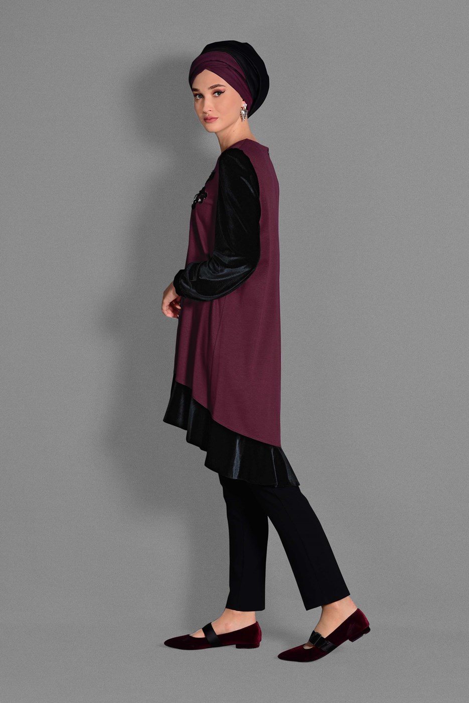 Tesettür giyim BORDO KADİFE KUMAŞ DETAYLI TUNİK 4732 