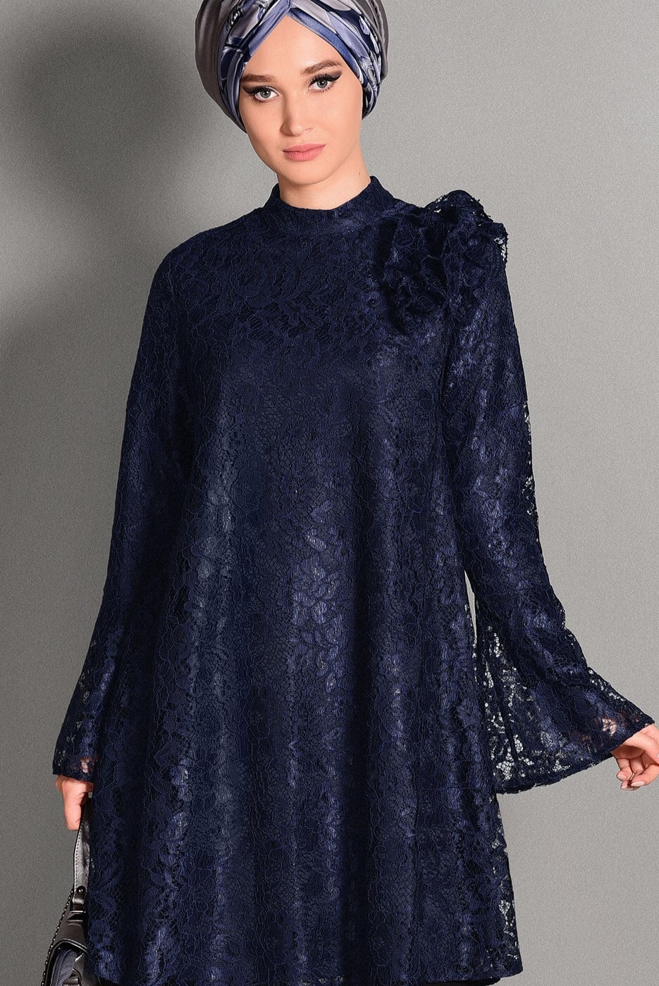 Tesettür giyim LACİVERT DANTELLİ VOLANLI TUNİK 4768 