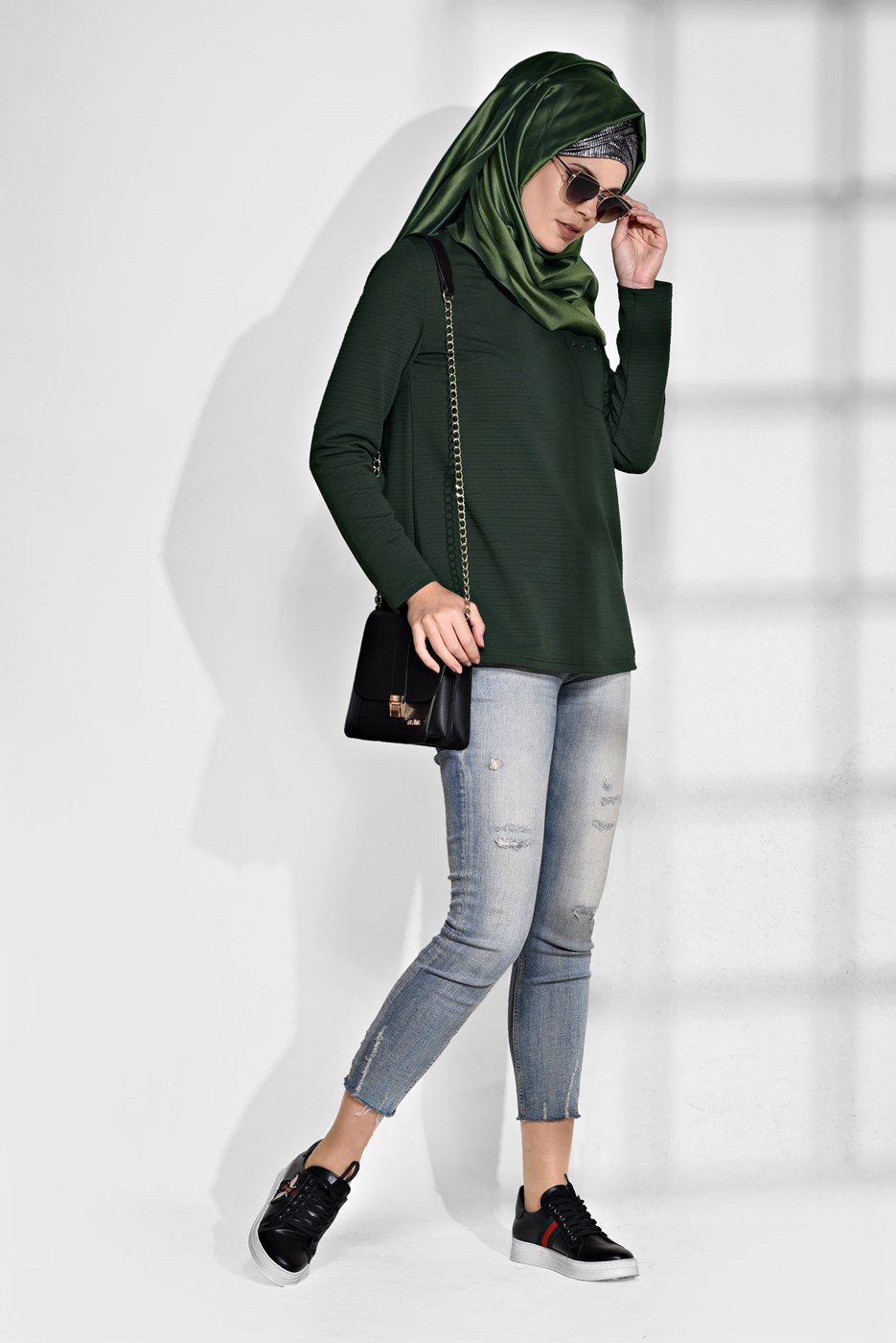 Tesettür giyim HAKİ ARKASI UZUN CEPLİ TUNİK 4773