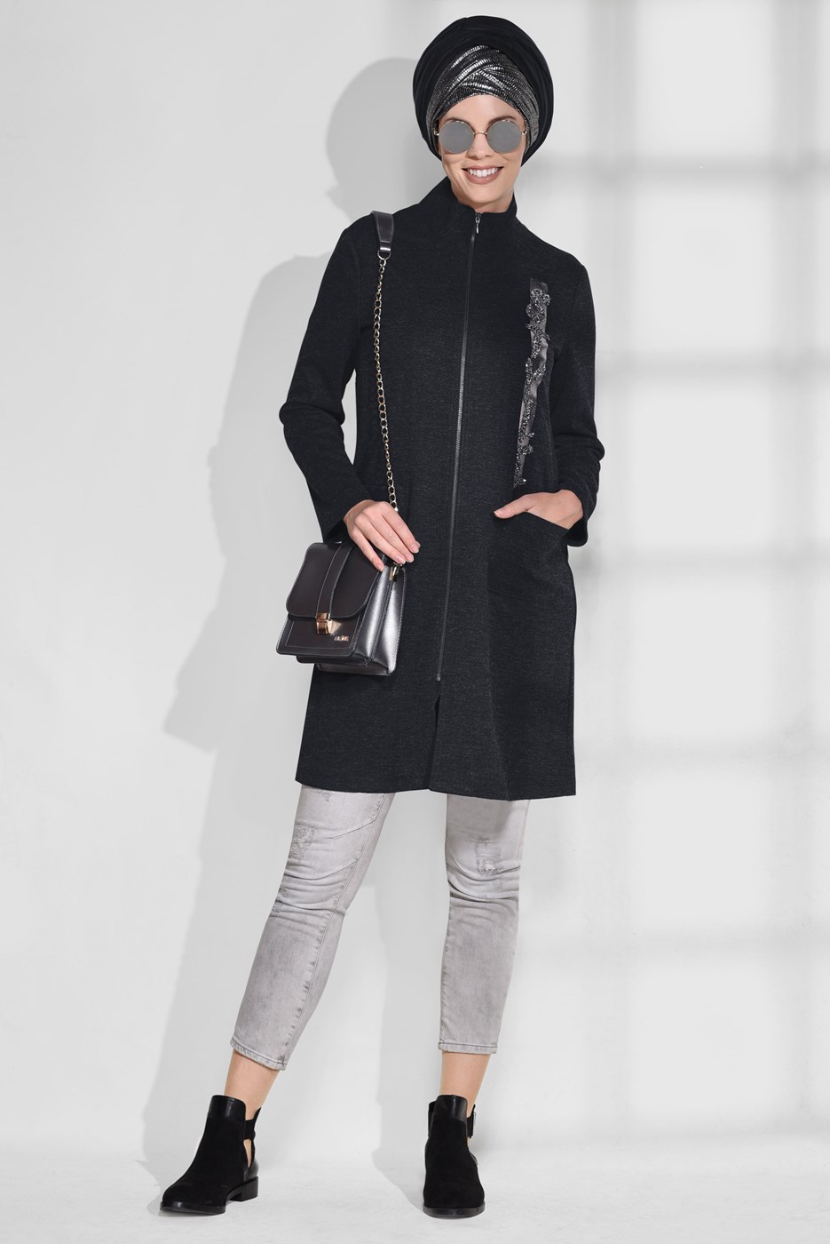 Tesettür giyim SİYAH PAYET İŞLEMELİ CEPLİ TUNİK  4865 