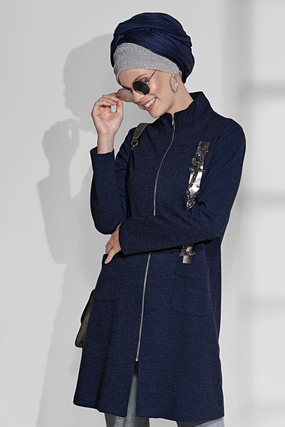 Tesettür giyim LACİVERT PAYET İŞLEMELİ CEPLİ TUNİK  4865 