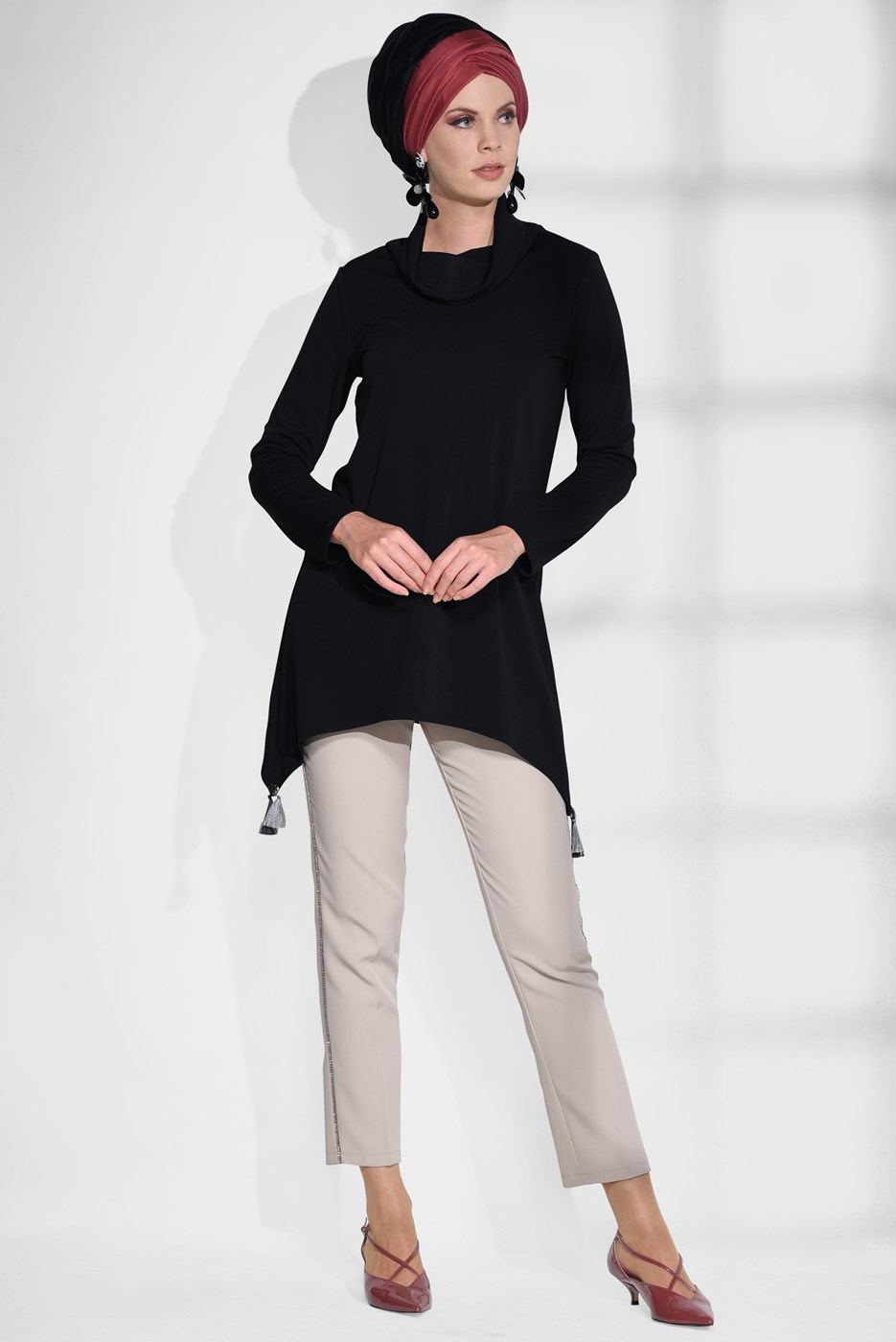 Tesettür giyim SİYAH DEGAJE YAKA TUNİK 4866