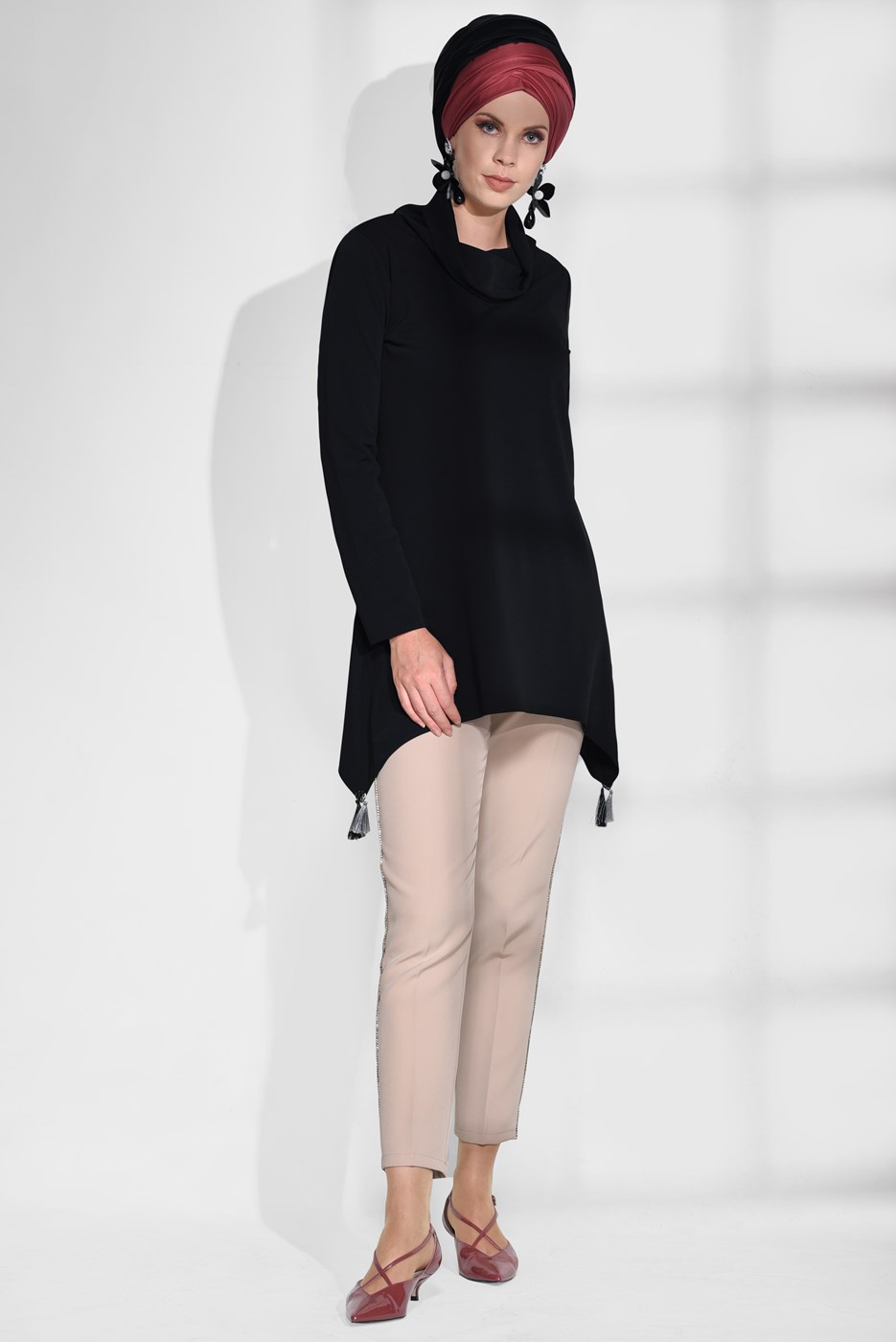 Tesettür giyim SİYAH DEGAJE YAKA TUNİK 4866