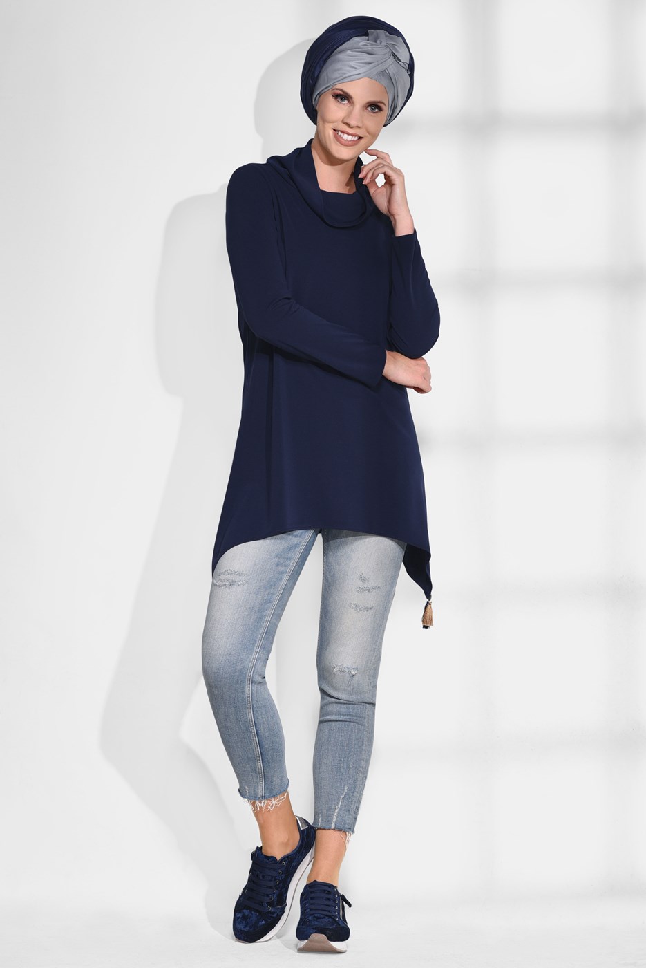 Tesettür giyim LACİVERT DEGAJE YAKA TUNİK 4866 