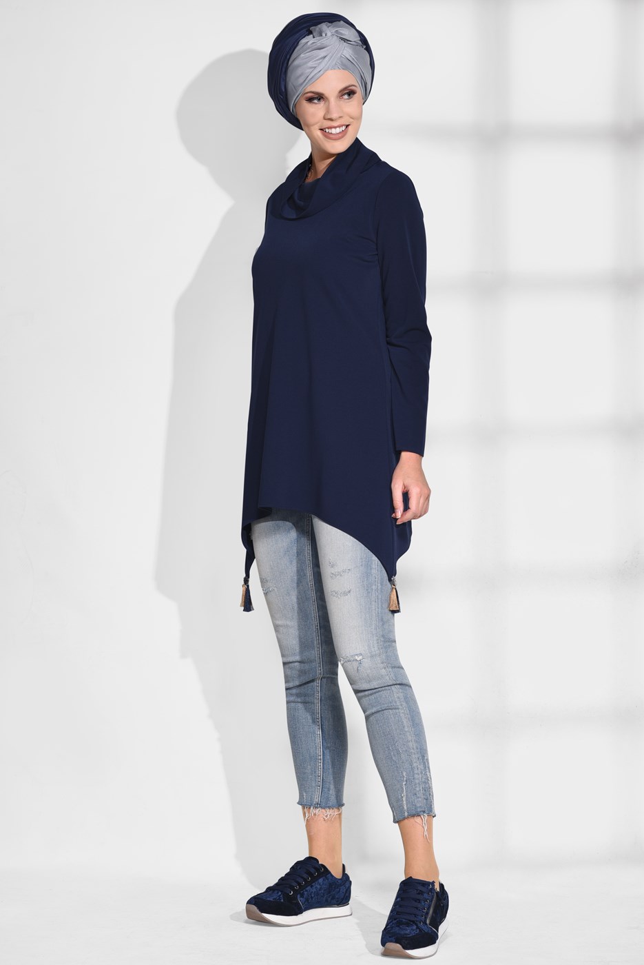 Tesettür giyim LACİVERT DEGAJE YAKA TUNİK 4866 