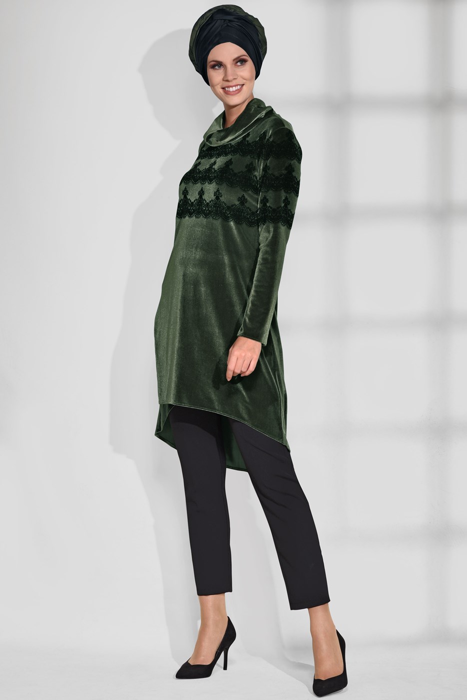 Tesettür giyim HAKİ ŞAL YAKA DANTEL DETAYLI TUNİK 4870