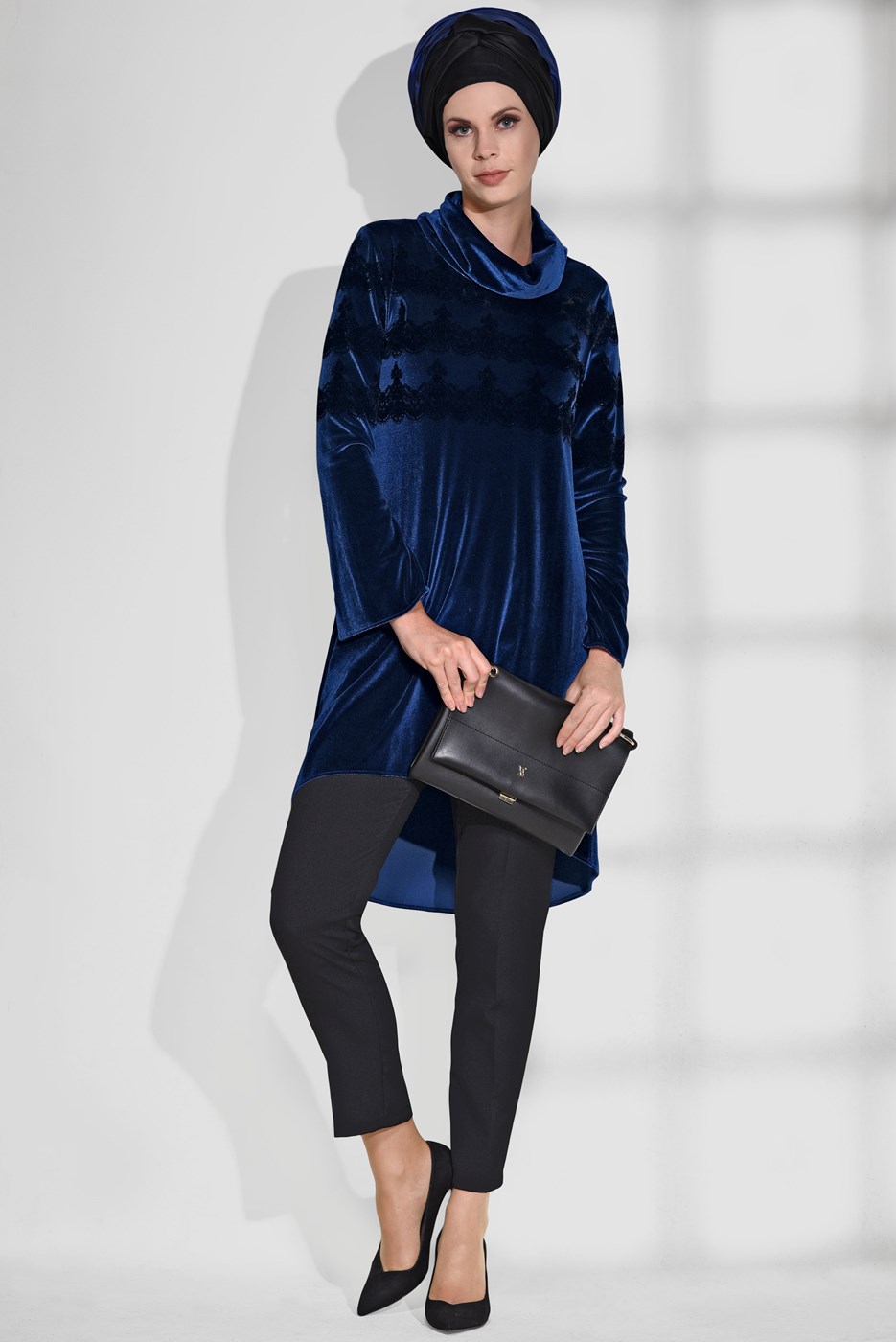 Tesettür giyim LACİVERT ŞAL YAKA DANTEL DETAYLI TUNİK 4870