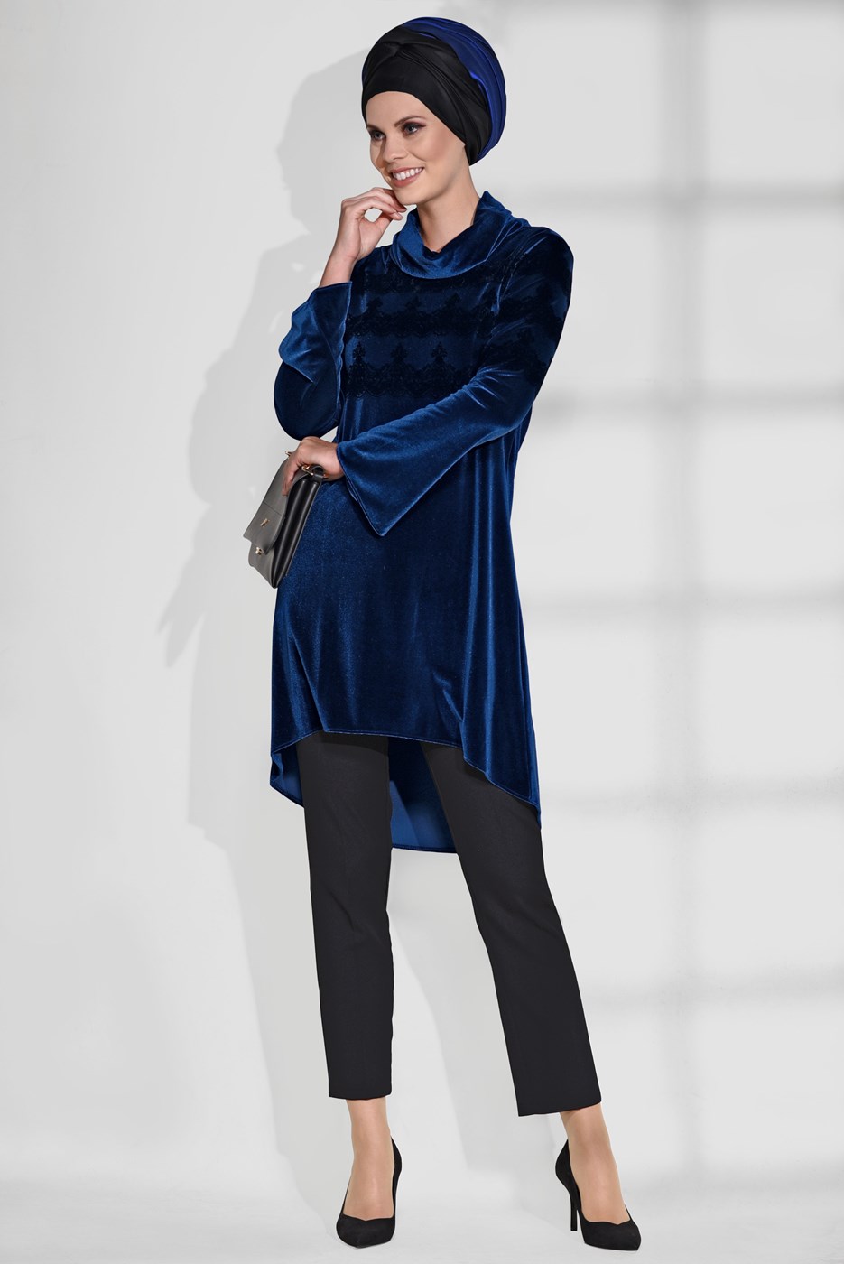 Tesettür giyim LACİVERT ŞAL YAKA DANTEL DETAYLI TUNİK 4870